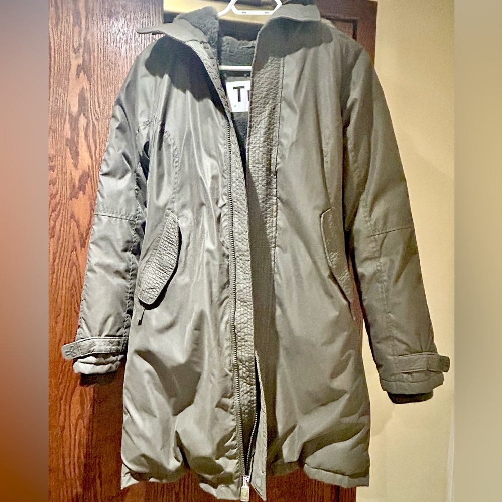 TNA Summit Parka in Olive-Super Warm !